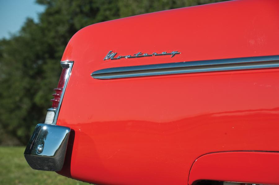  Mercury Monterey 2-Door Hardtop 1954 года  (фото 10 из 22)